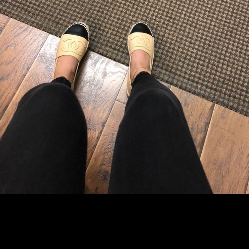 COPY - Chanel size 6 flats/espadrilles